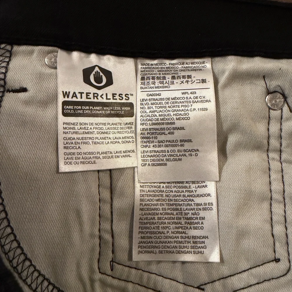 Levi's Men's 541™ Black Athletic Taper Stretch Jeans Size 40 x 32